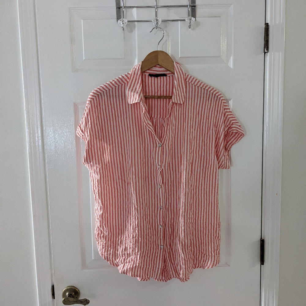 Jane and Delaney Button Down Size Large